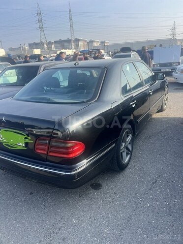Mercedes E 270 2000, 470,000 km - 2.7 l - Bakı