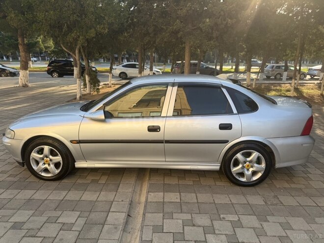 Opel Vectra 2000, 280,000 km - 1.8 l - Sumqayıt