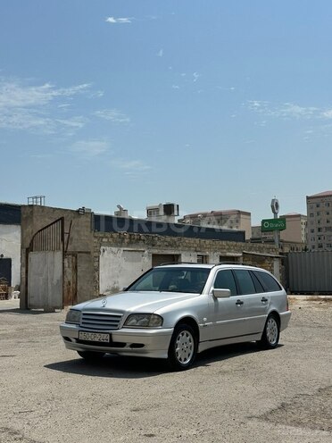 Mercedes C 180 1999, 210,000 km - 1.8 l - Sumqayıt