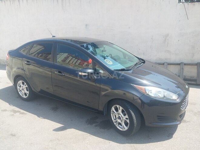 Ford Fiesta 2014, 273,000 km - 1.6 l - Bakı