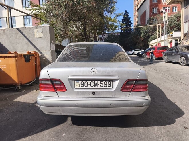 Mercedes E 240 1998, 237,000 km - 2.4 l - Bakı
