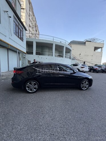 Hyundai Elantra 2015, 322,743 km - 2.0 l - Bakı