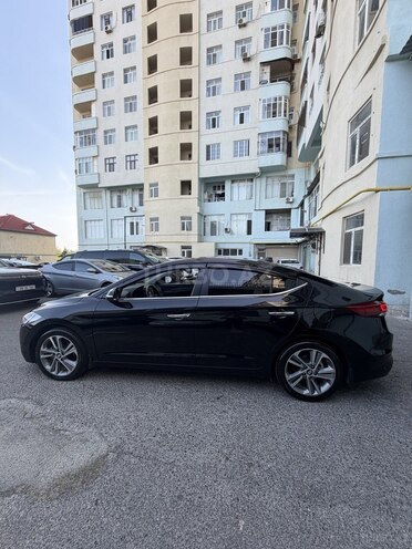 Hyundai Elantra 2015, 322,743 km - 2.0 l - Bakı