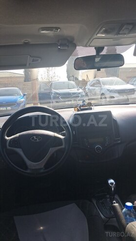 Hyundai i30 2011, 312,000 km - 1.6 l - Gəncə
