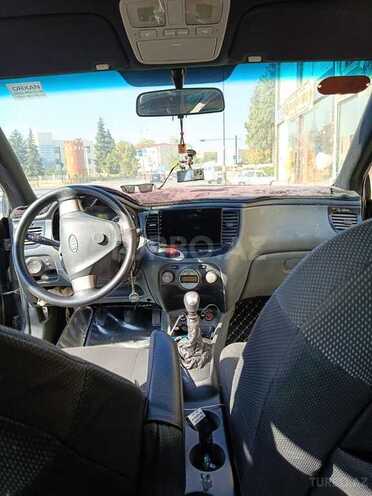 Kia Rio 2006, 345,678 km - 1.5 l - Qazax
