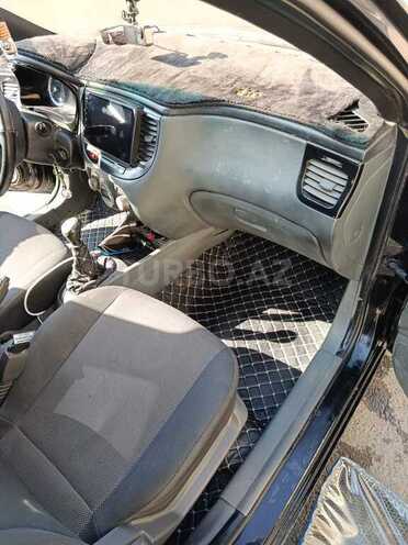 Kia Rio 2006, 345,678 km - 1.5 l - Qazax