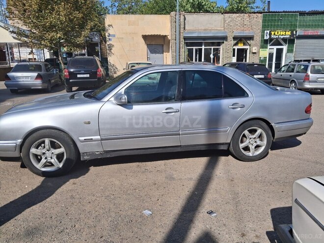 Mercedes E 230 1997, 348,700 km - 2.3 l - Tovuz
