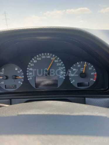 Mercedes E 280 2000, 207,000 km - 2.8 l - Bakı