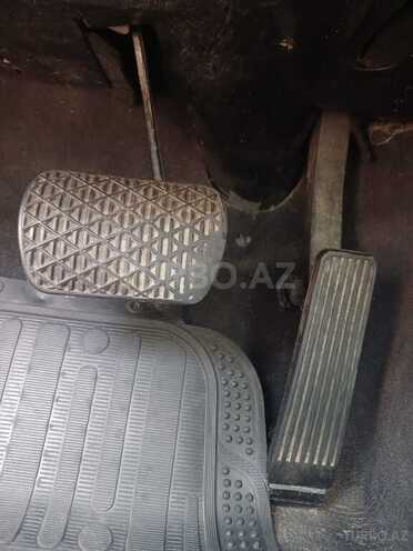 Mercedes E 280 2000, 207,000 km - 2.8 l - Bakı