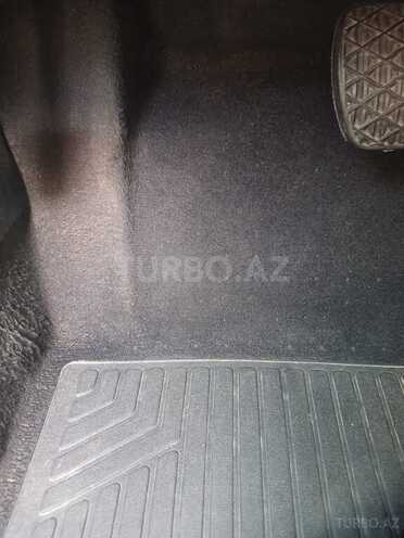 Mercedes E 280 2000, 207,000 km - 2.8 l - Bakı