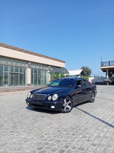 Mercedes E 240 2000, 266,000 km - 2.4 l - Bakı