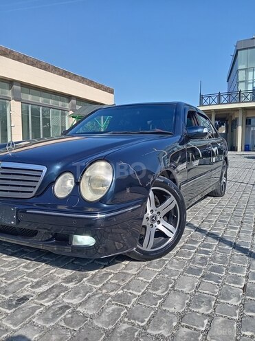 Mercedes E 240 2000, 266,000 km - 2.4 l - Bakı