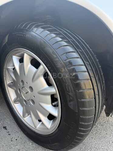 Mercedes E 270 1999, 373,870 km - 2.7 л - Bakı