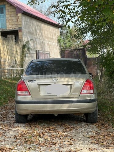 Hyundai Elantra 2001, 400,000 km - 1.6 л - Qusar