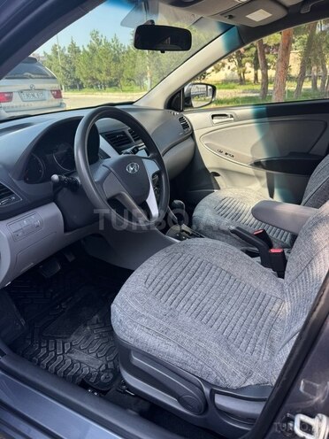 Hyundai Accent 2017, 188,000 km - 1.6 l - Bakı