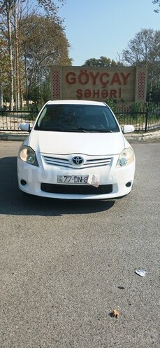 Toyota Auris 2010, 300,000 km - 1.4 l - Göyçay