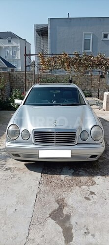 Mercedes E 230 1996, 558,364 km - 2.3 л - Sumqayıt