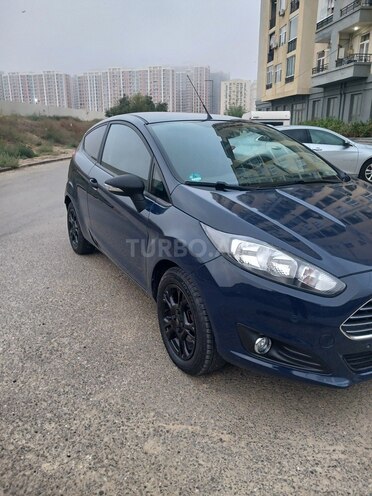 Ford Fiesta 2015, 111,498 km - 1.4 л - Bakı