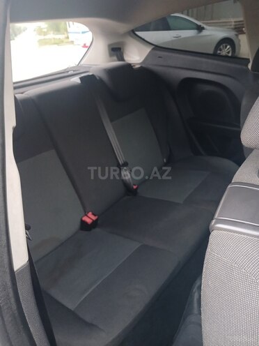 Ford Fiesta 2015, 111,498 km - 1.4 л - Bakı