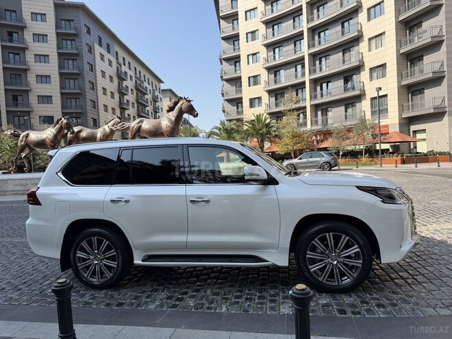 Lexus LX 570 2016, 54,000 km - 5.7 l - Bakı