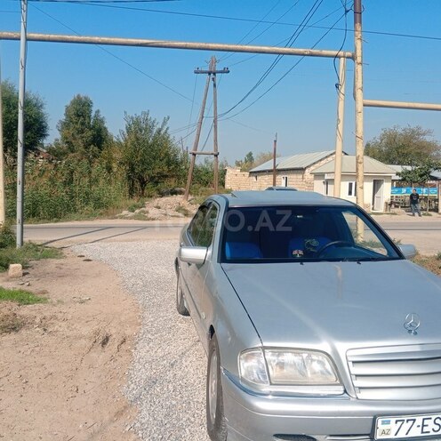 Mercedes C 180 1995, 438,355 km - 1.8 л - Salyan