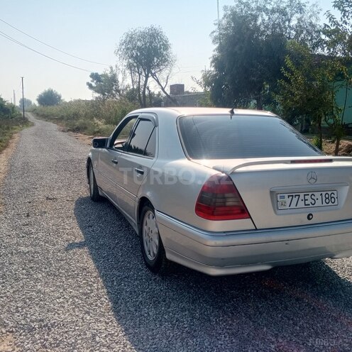 Mercedes C 180 1995, 438,355 km - 1.8 л - Salyan