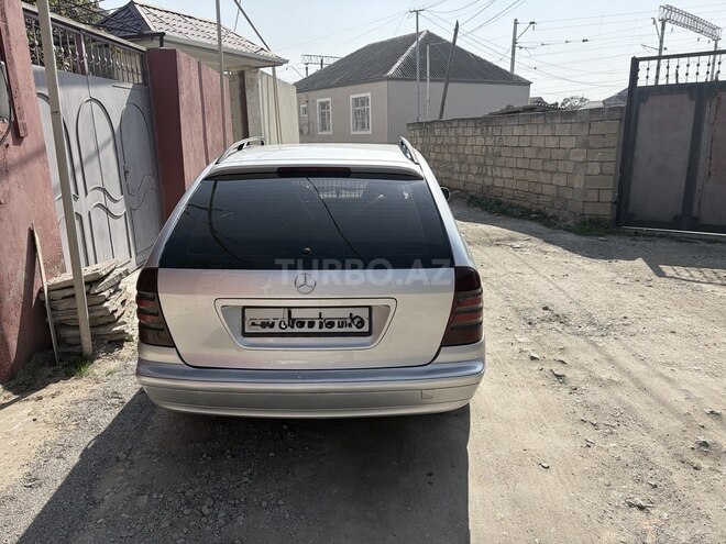 Mercedes C 200 2001, 585,000 km - 2.2 л - Sumqayıt