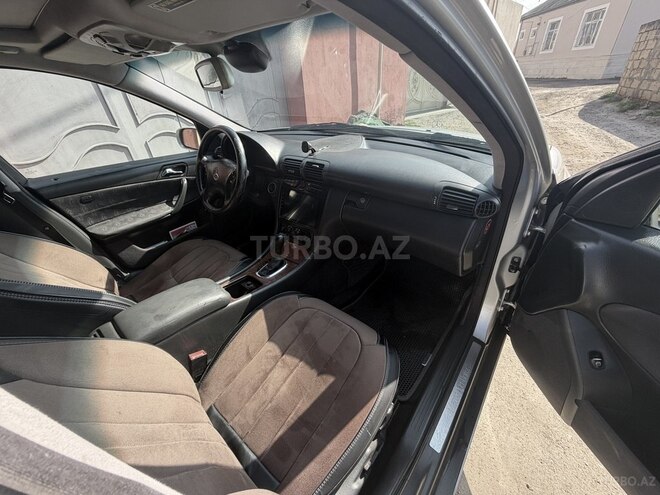 Mercedes C 200 2001, 585,000 km - 2.2 л - Sumqayıt