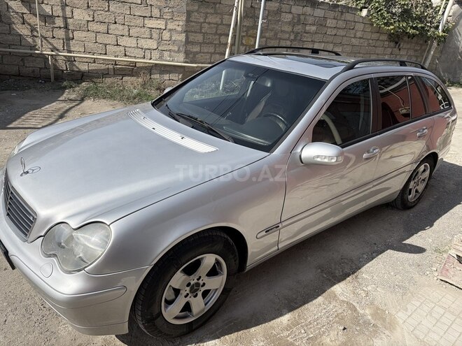 Mercedes C 200 2001, 585,000 km - 2.2 л - Sumqayıt