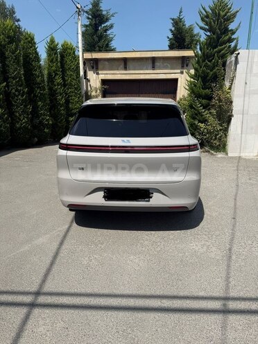 Li Auto  2025, 11,500 km - 1.5 l - Bakı