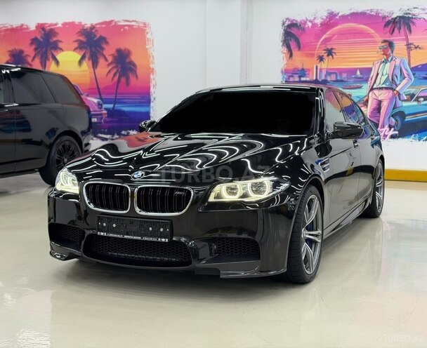 BMW M5 2012, 74,000 km - 4.4 l - Bakı
