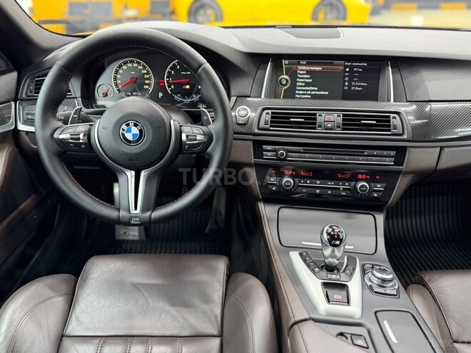 BMW M5 2012, 74,000 km - 4.4 l - Bakı