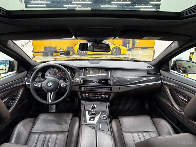 BMW M5 2012, 74,000 km - 4.4 l - Bakı