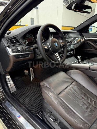 BMW M5 2012, 74,000 km - 4.4 l - Bakı