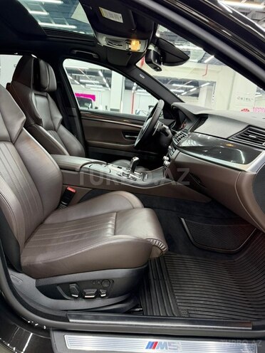 BMW M5 2012, 74,000 km - 4.4 l - Bakı