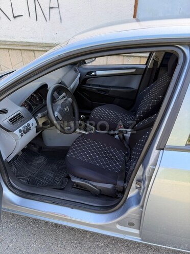 Opel Astra 2006, 275,764 km - 1.4 l - Bakı