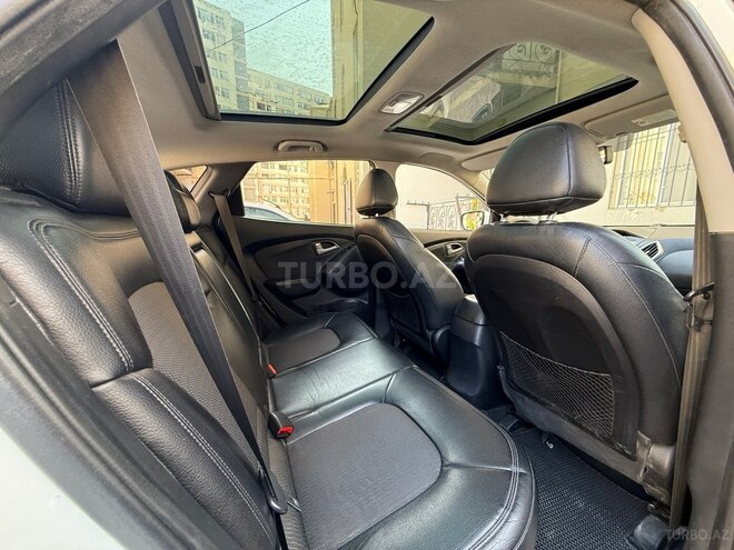 Hyundai ix35 2010, 230,000 km - 2.0 l - Bakı