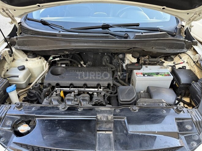 Hyundai ix35 2010, 230,000 km - 2.0 l - Bakı
