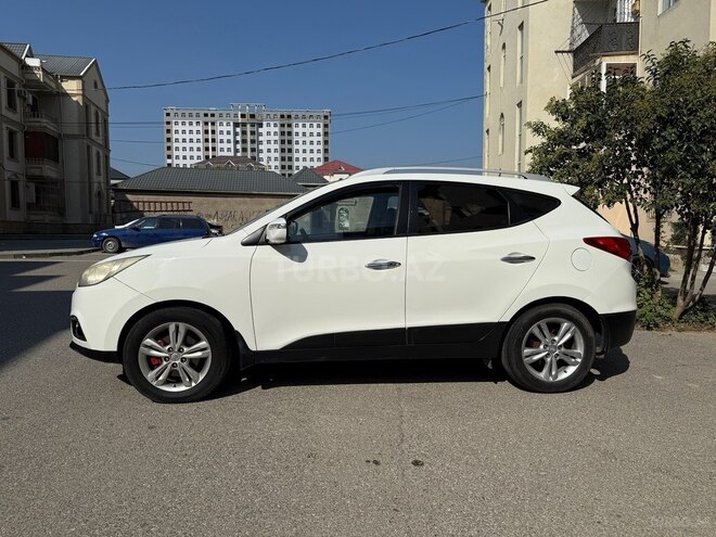 Hyundai ix35 2010, 230,000 km - 2.0 l - Bakı