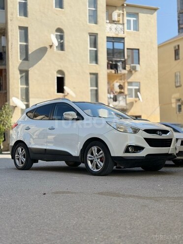 Hyundai ix35 2010, 230,000 km - 2.0 l - Bakı