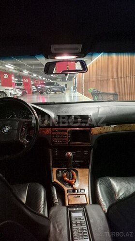 BMW 523 1998, 320,000 km - 2.5 л - Gəncə