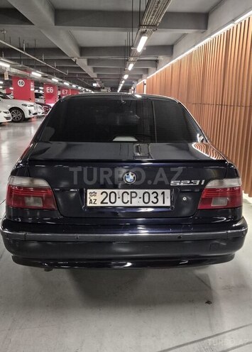 BMW 523 1998, 320,000 km - 2.5 л - Gəncə
