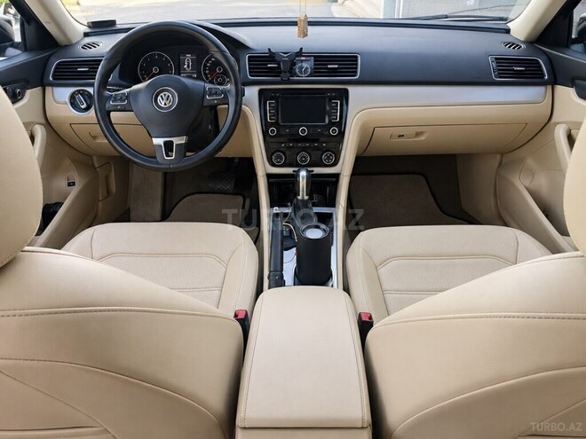 Volkswagen Passat 2012, 230,000 km - 2.5 л - Bakı