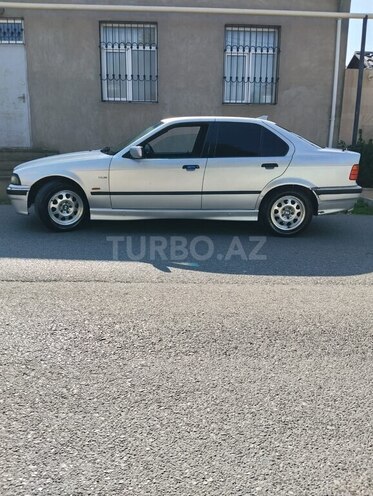 BMW 318 1997, 442,000 km - 1.8 l - Bakı