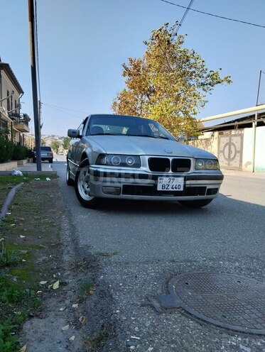 BMW 318 1997, 442,000 km - 1.8 l - Bakı