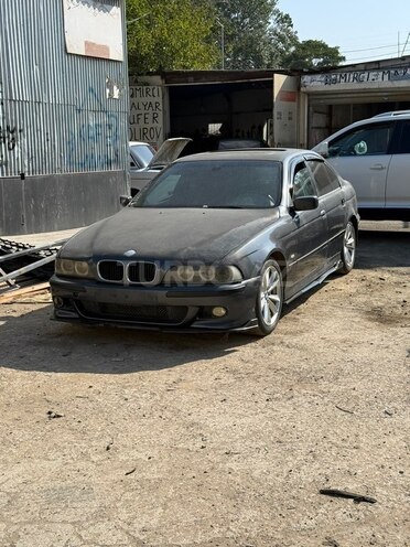BMW 523 1997, 300,000 km - 2.5 l - Bakı