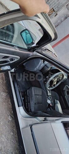 BMW 320 1992, 453,130 km - 2.0 l - Yevlax