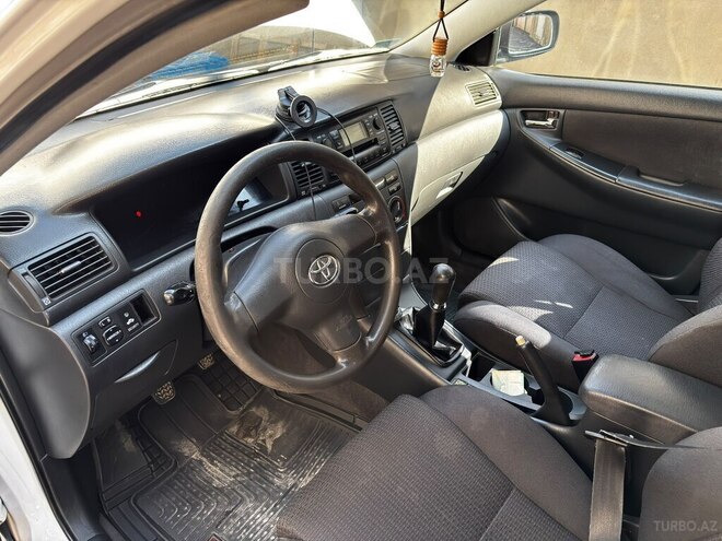 Toyota Corolla 2005, 173,000 km - 1.4 l - Bakı