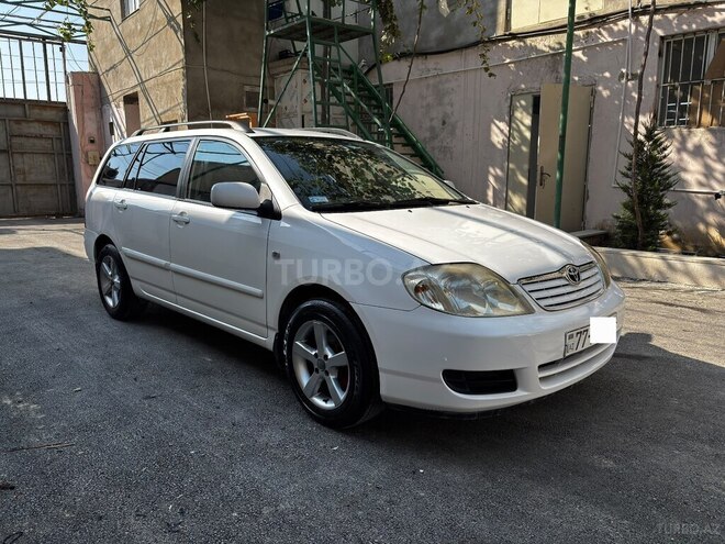 Toyota Corolla 2005, 173,000 km - 1.4 l - Bakı