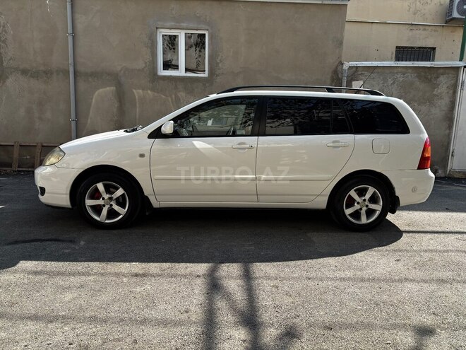 Toyota Corolla 2005, 173,000 km - 1.4 l - Bakı